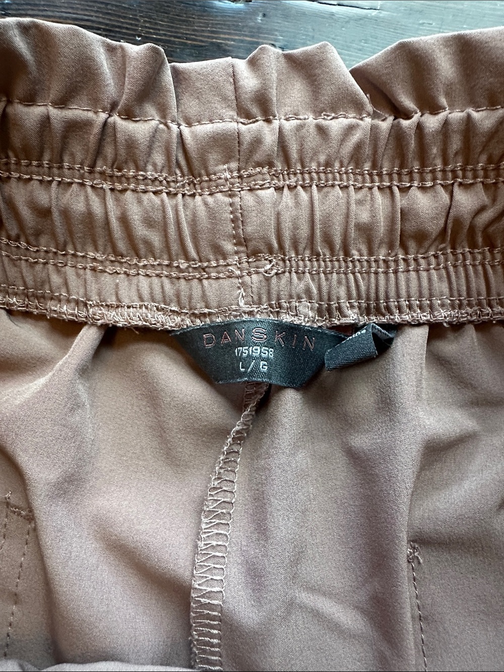Danskin High-Waist Drawstring Shorts – Blye, Rose, Tan size L - Picture 4 of 13